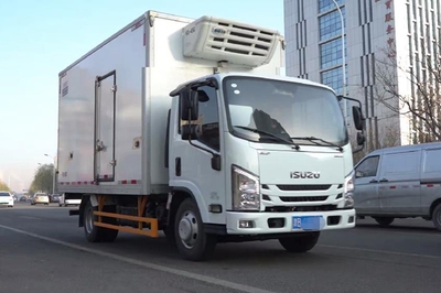 江西五十鈴翼放冷藏車 解鎖冷鏈運(yùn)輸與高空作業(yè)的雙重創(chuàng)富密碼